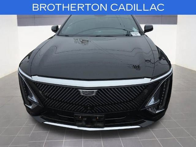 Used 2024 Cadillac Lyriq Luxury AWD/4WD image 2