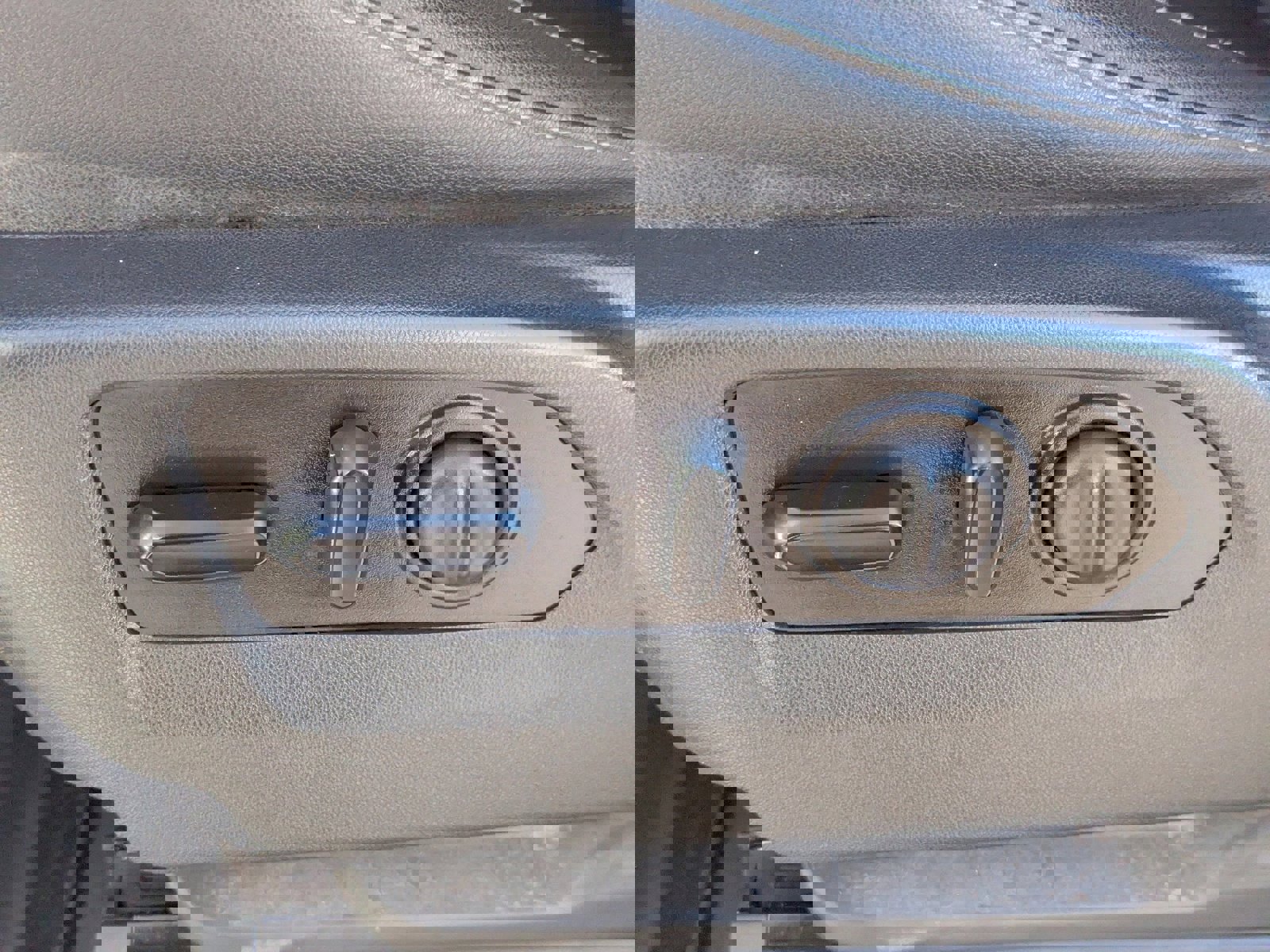 Used 2022 Chevrolet Silverado 3500 LTZ w/ LTZ Plus Package image 24