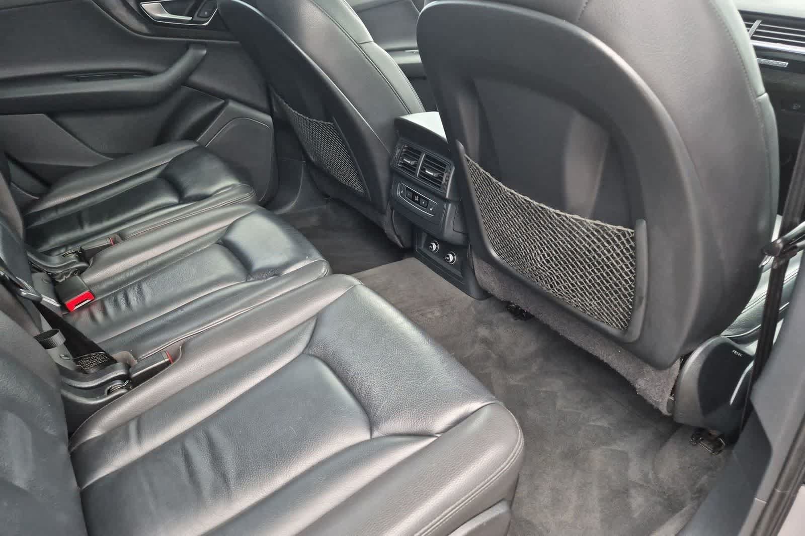Used 2019 Audi Q7 3.0T Premium w/ Convenience Package AWD/4WD image 18