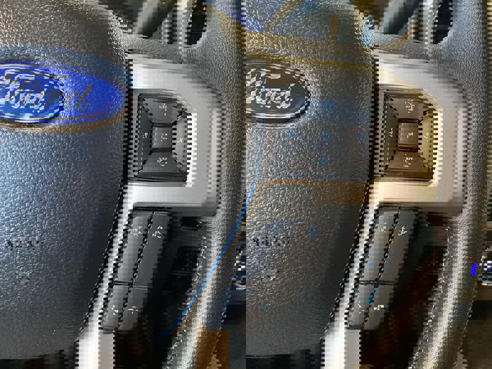 Certified 2022 Ford F350 Lariat w/ Lariat Ultimate Package image 21