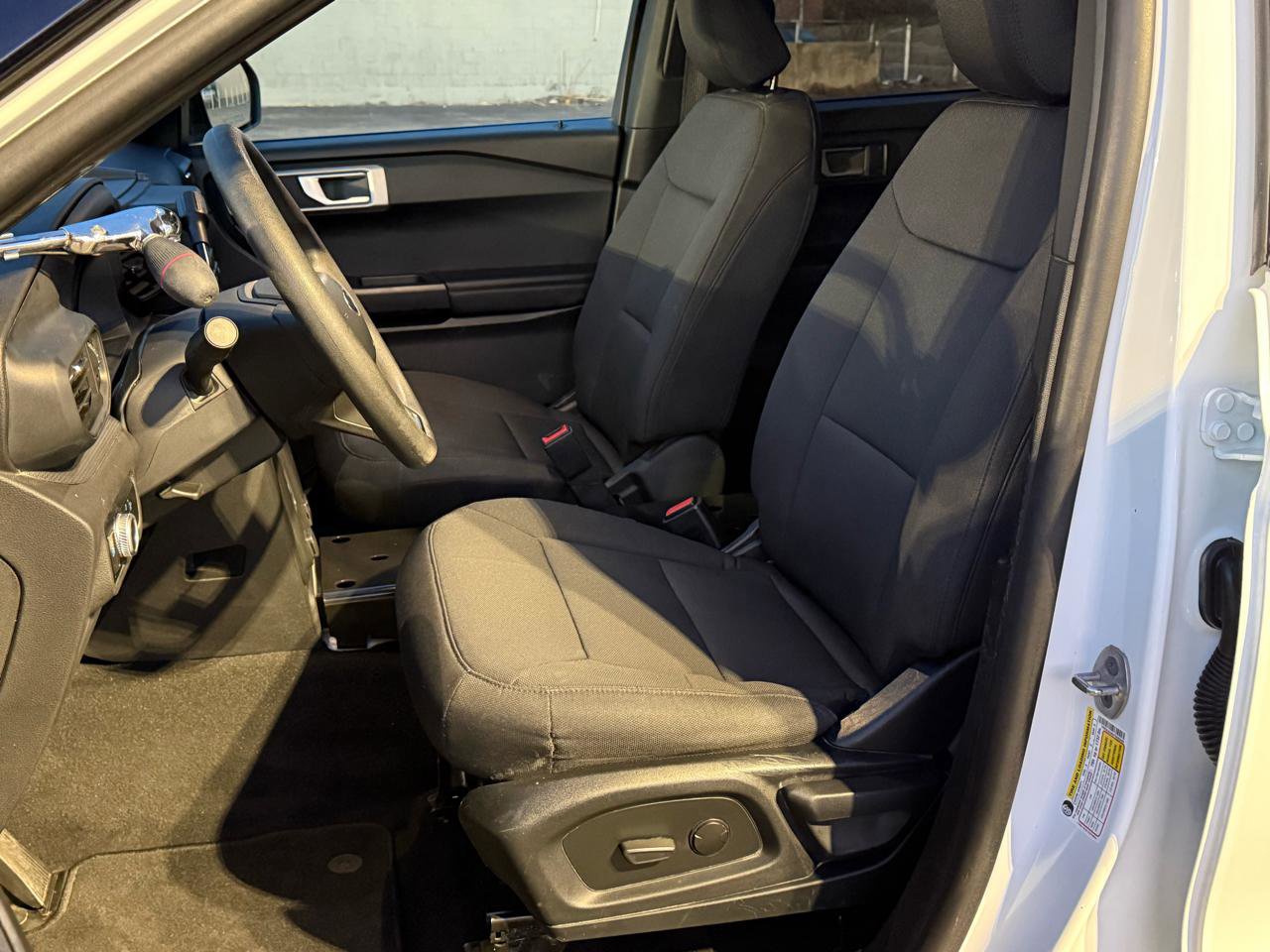 Used 2023 Ford Explorer 4WD Police Interceptor image 3