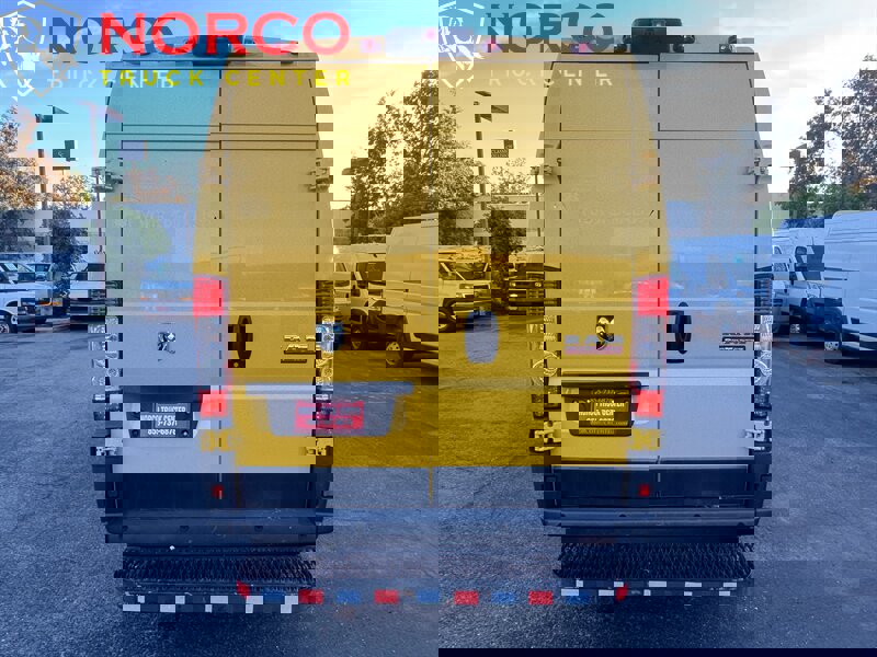 Used 2018 RAM ProMaster 2500 image 9