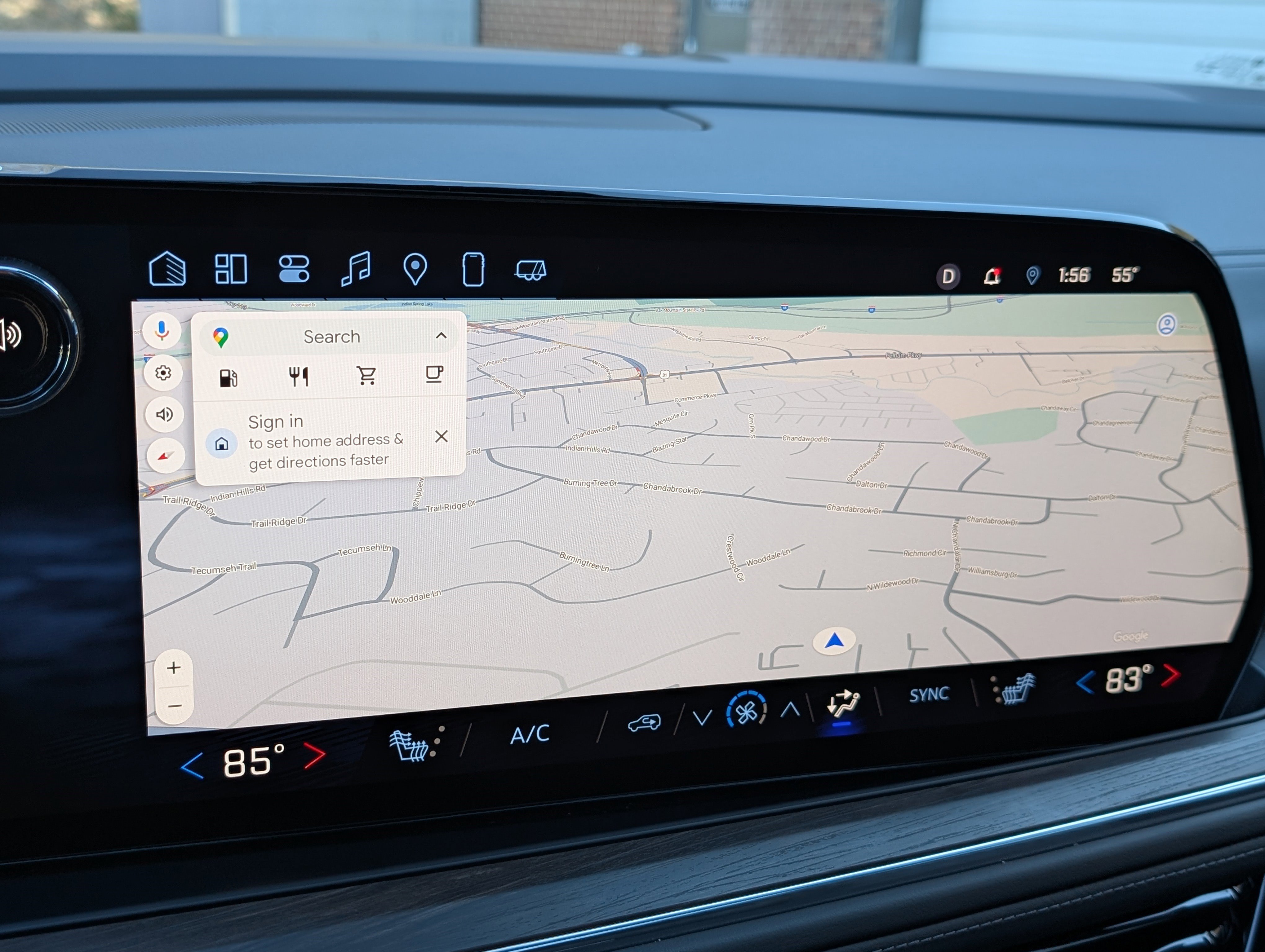 Used 2025 Chevrolet Suburban Z71 w/ Comfort Package image 28