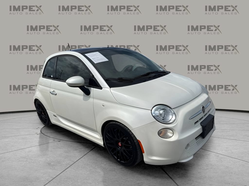 Used 2015 FIAT 500 e FWD image 4