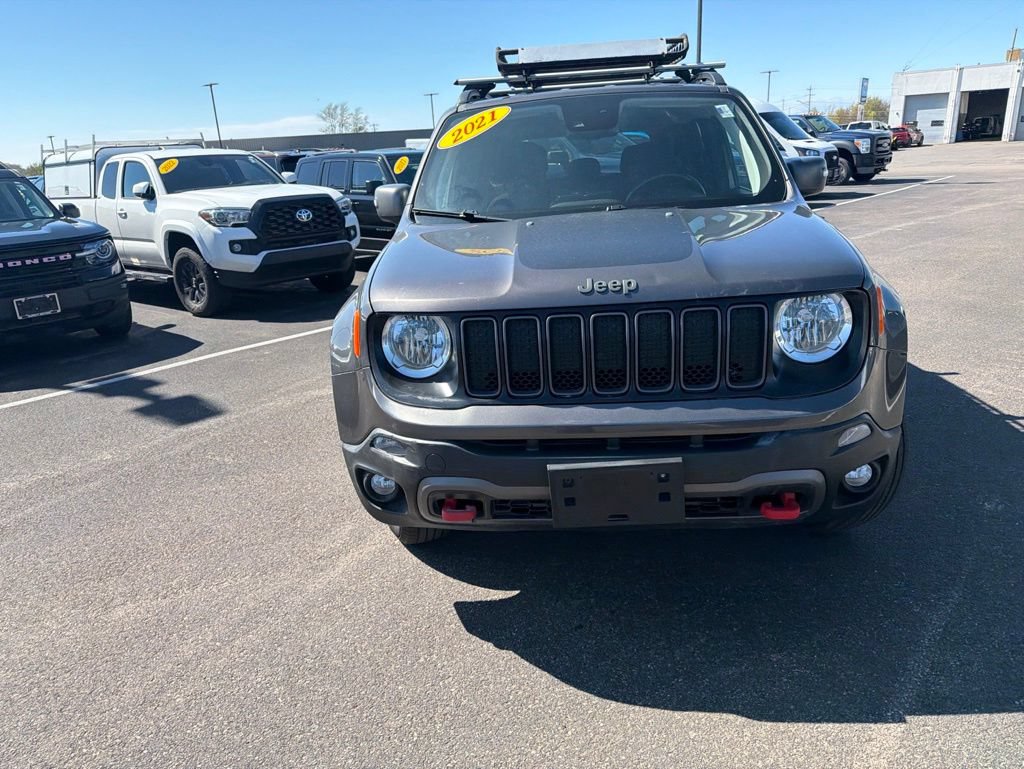 Used 2021 Jeep Renegade Trailhawk AWD/4WD image 2