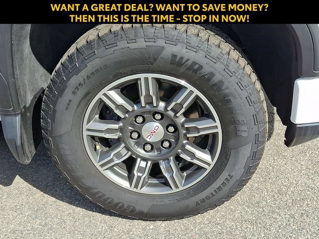 Used 2024 GMC Sierra 1500 AT4 w/ AT4 Preferred Package AWD/4WD image 9