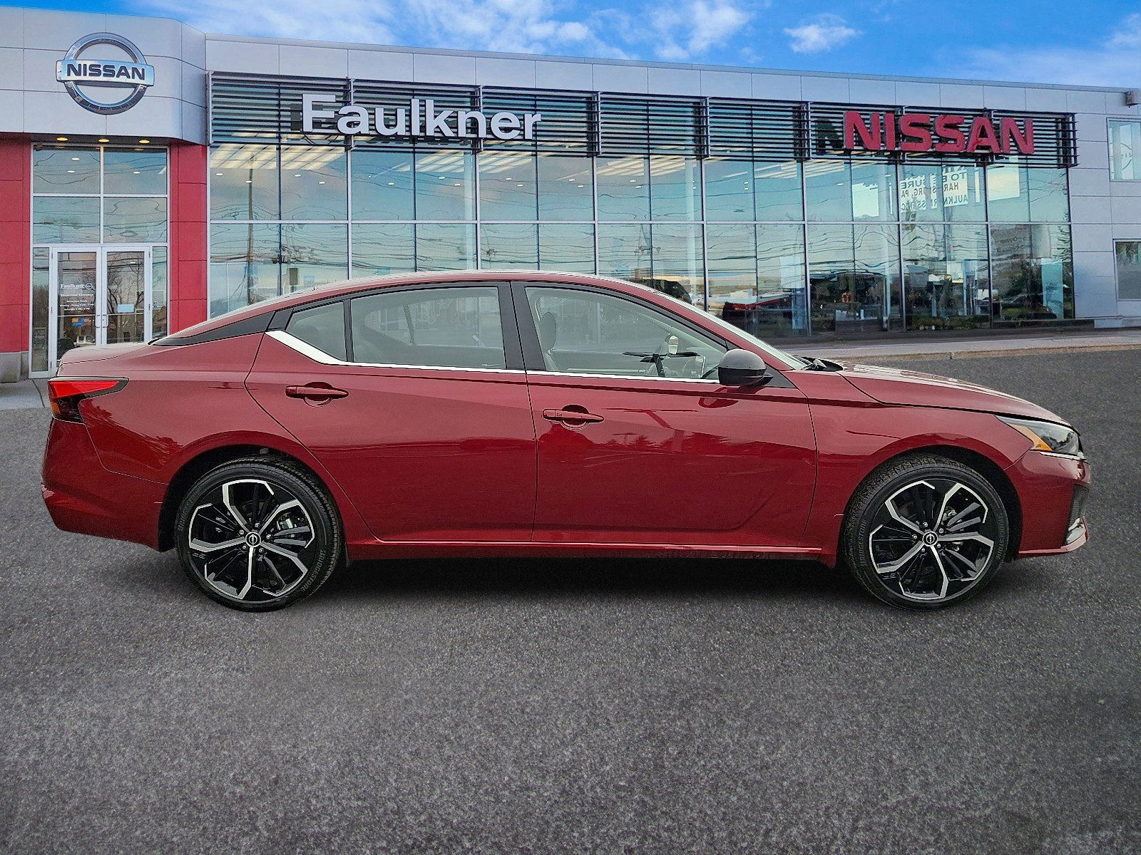 Certified 2025 Nissan Altima 2.5 SR image 7