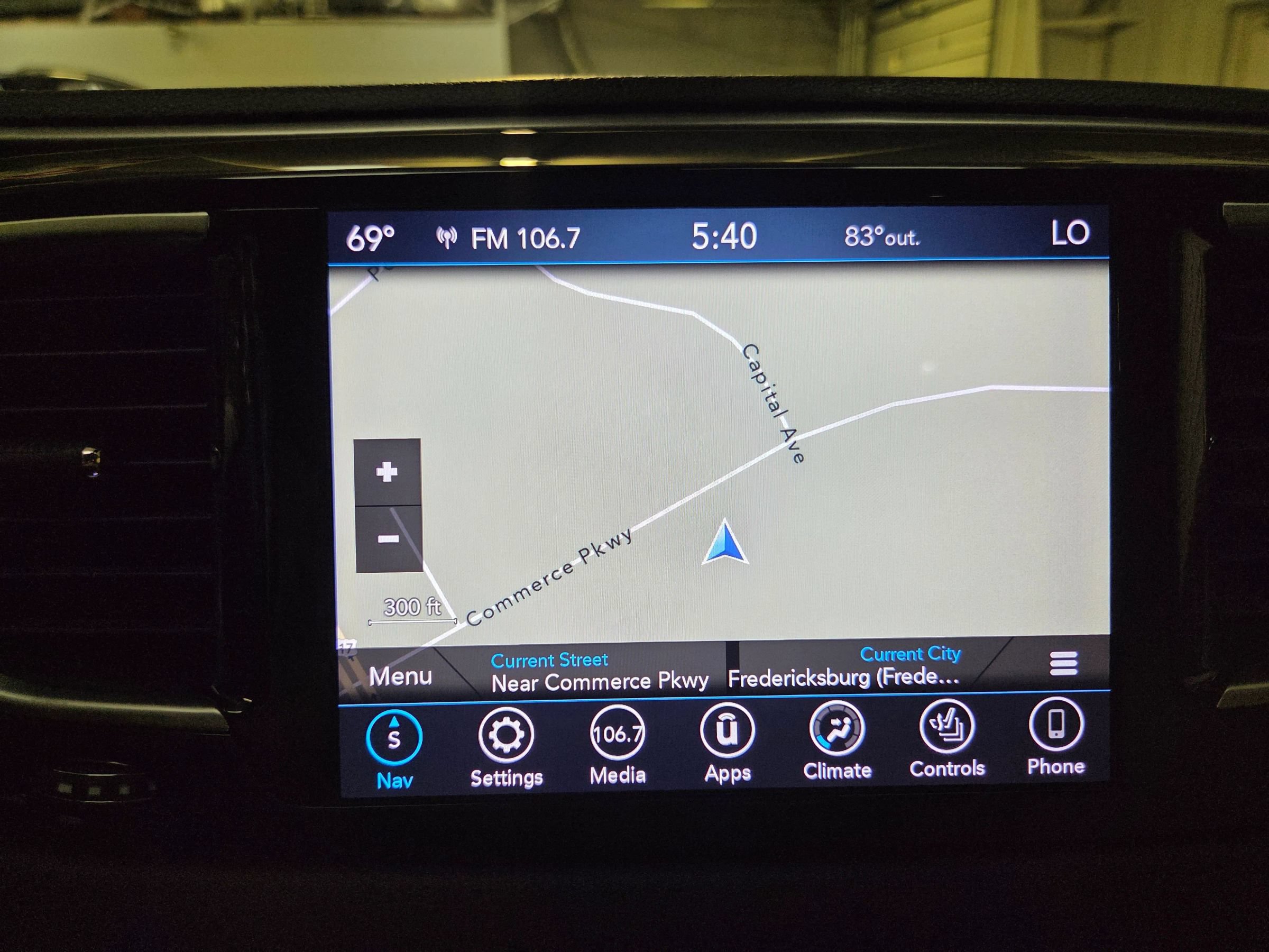 Used 2018 Chrysler Pacifica Touring-L Plus FWD image 29