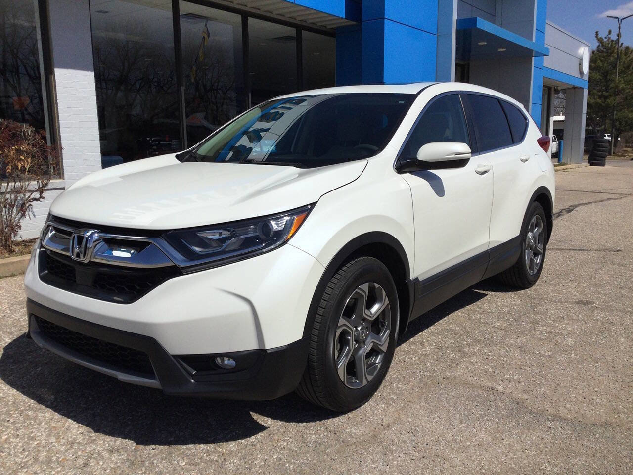 Used 2018 Honda CR-V EX image 4