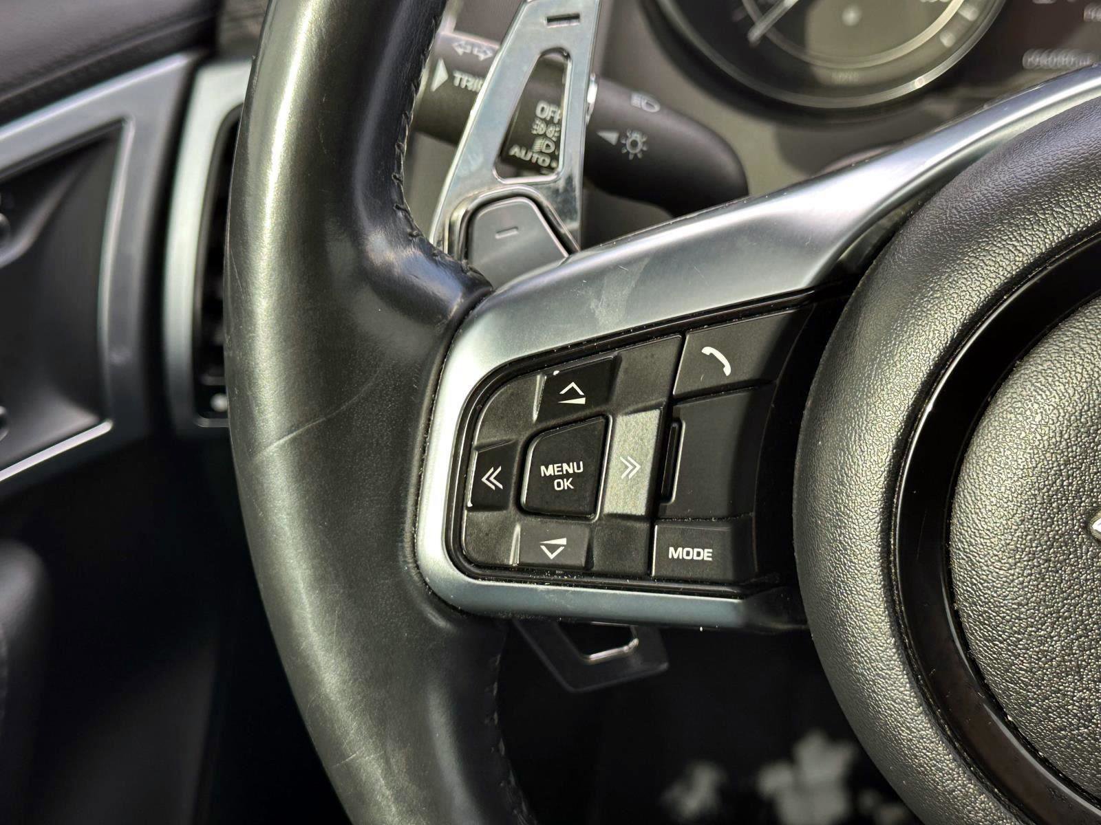 Used 2018 Jaguar F-TYPE 340HP image 22