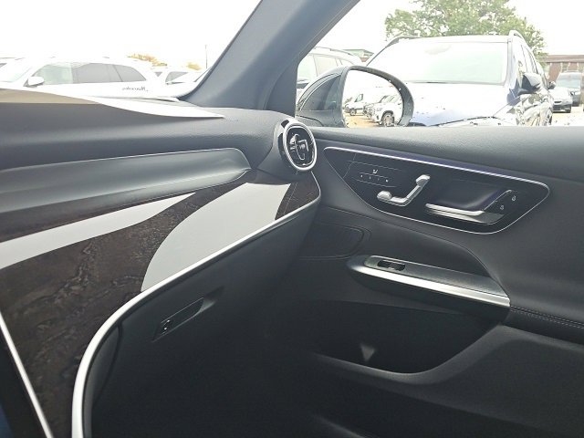 New 2026 Mercedes-Benz GLC 300 4MATIC image 17