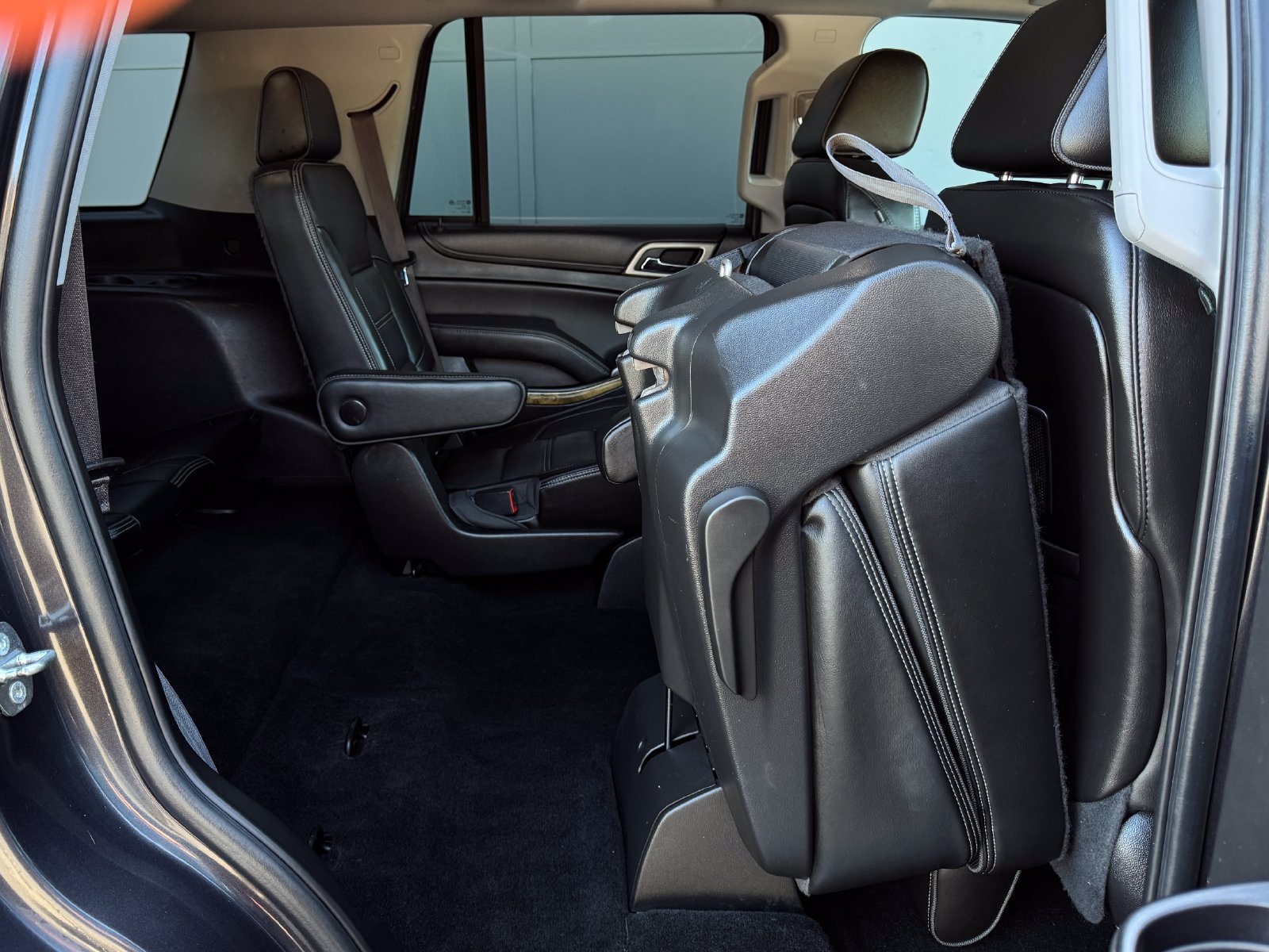 Used 2016 GMC Yukon Denali w/ Open Road Package AWD/4WD image 23