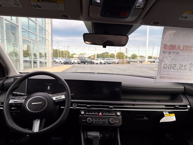 Used 2026 Hyundai Tucson SE FWD image 11