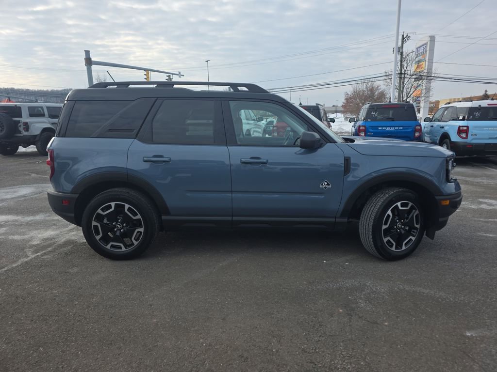 Used 2024 Ford Bronco Sport Outer Banks w/ Tech Package image 8