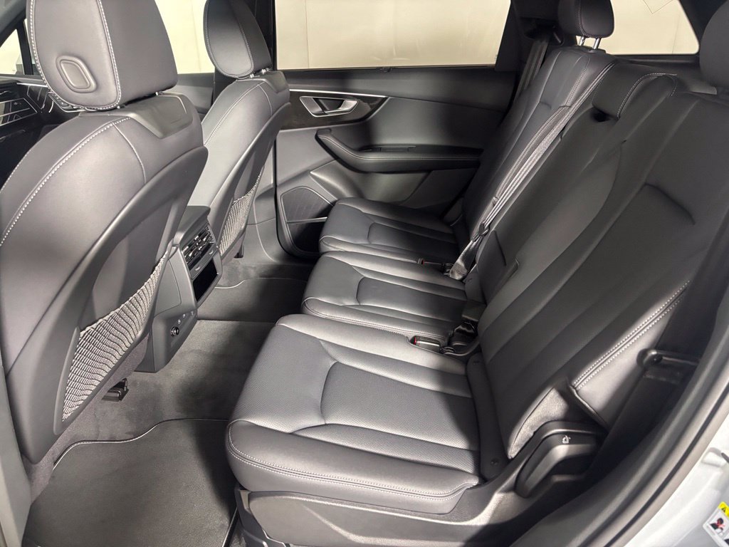 New 2026 Audi Q7 Premium Plus AWD/4WD image 10