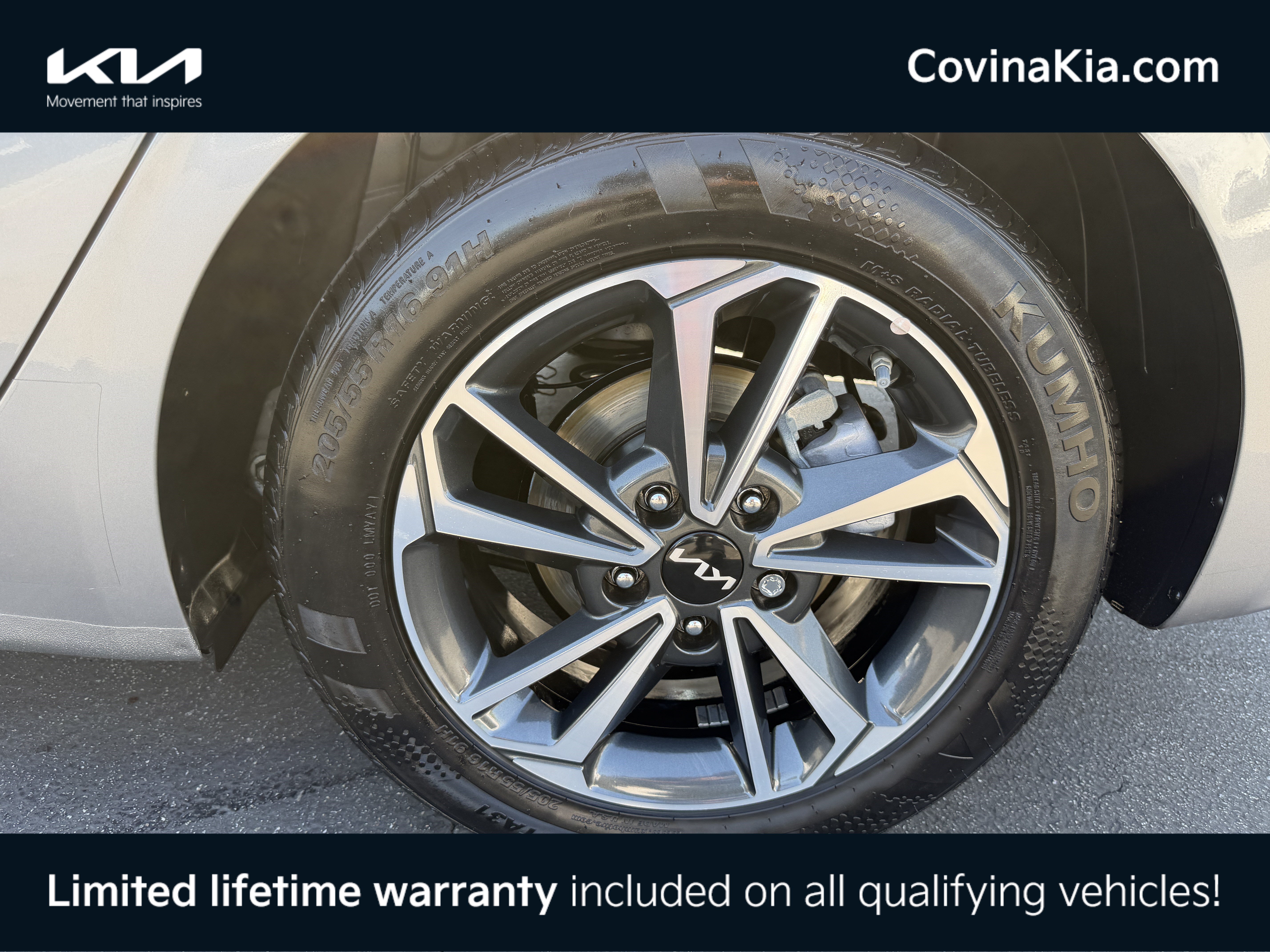 Certified 2024 Kia Forte LXS FWD image 11