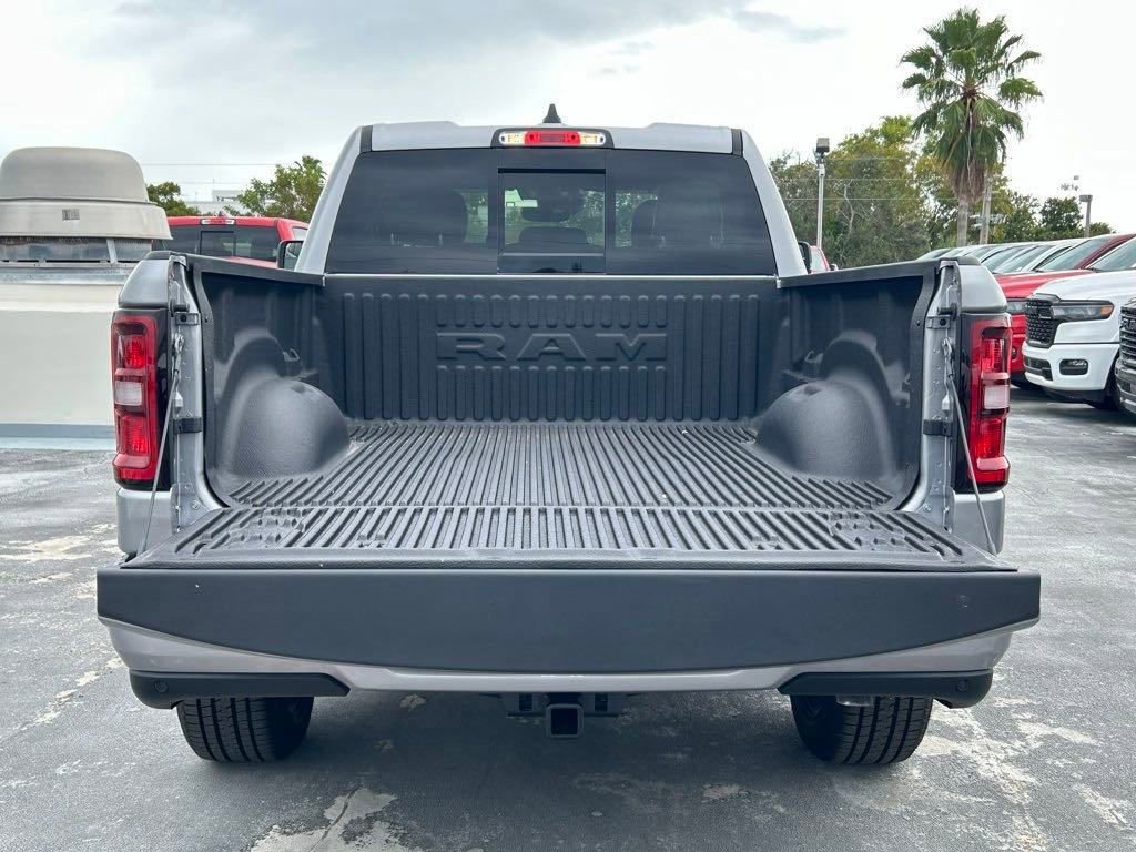 New 2025 RAM 1500 Big Horn RWD image 24
