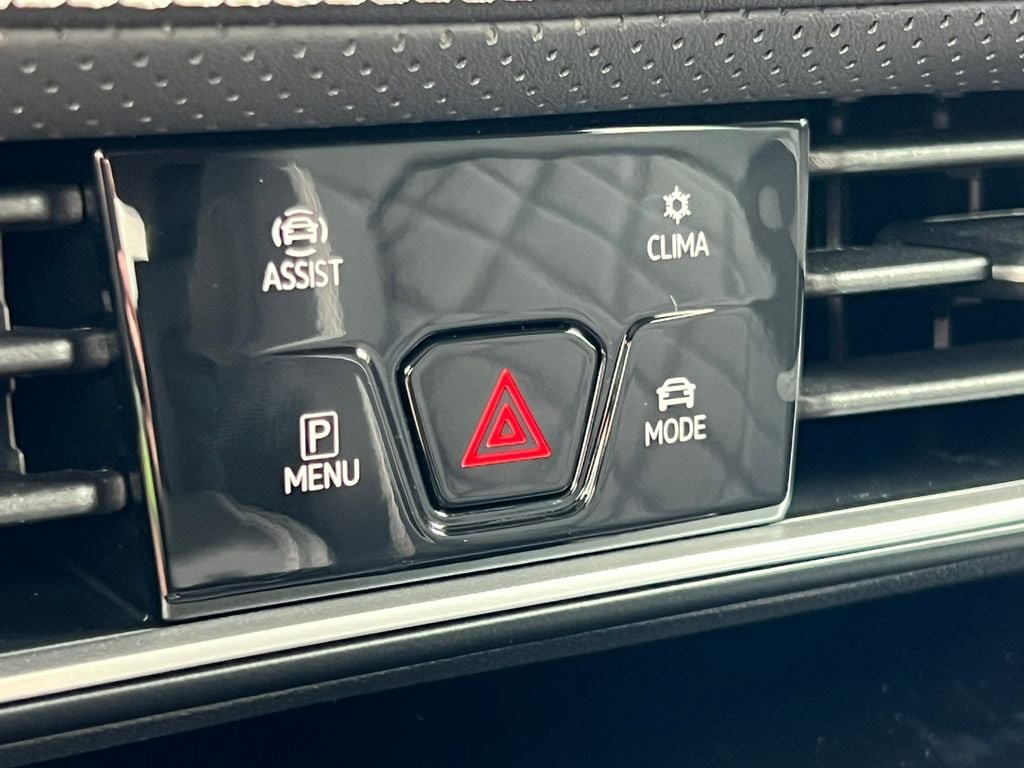 New 2026 Volkswagen Atlas SEL Premium R-Line AWD/4WD image 28