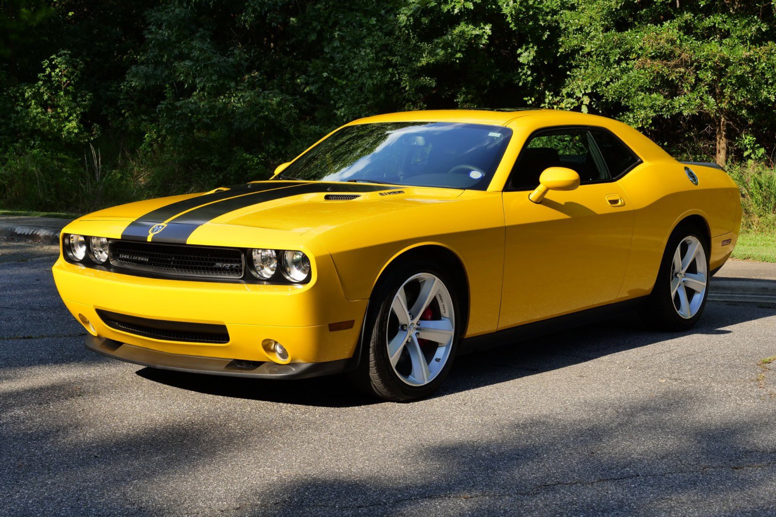 Used 2010 Dodge Challenger SRT8 w/ SRT Option Group II RWD image 6