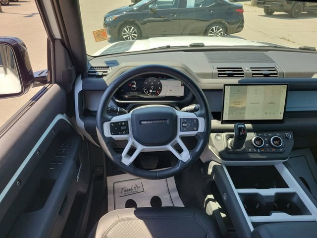 Used 2025 Land Rover Defender 110 S AWD/4WD image 12