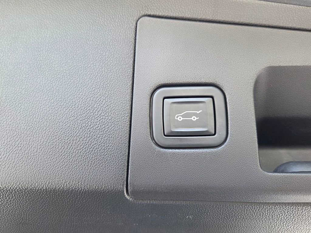 Used 2021 Cadillac XT5 Premium Luxury FWD image 10