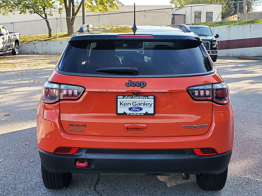 Used 2018 Jeep Compass Trailhawk w/ Cold Weather Group AWD/4WD image 6