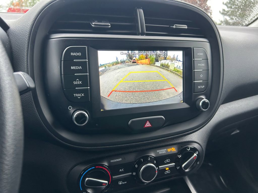 Used 2020 Kia Soul LX image 19