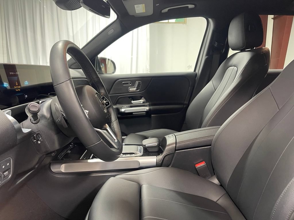 Certified 2023 Mercedes-Benz GLB 250 4MATIC image 20