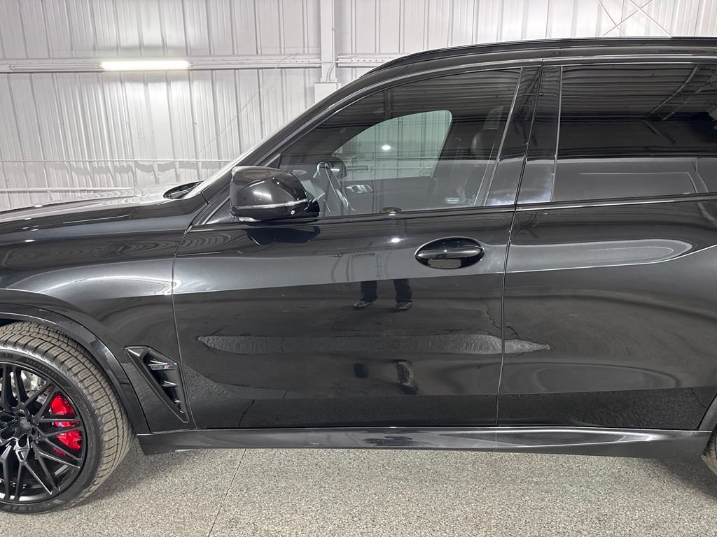 Used 2021 BMW X5 M w/ Competition Package AWD/4WD image 17