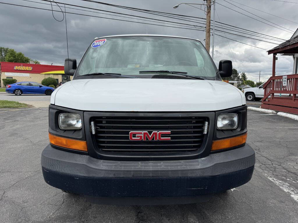 Used 2008 GMC Savana 3500 image 2
