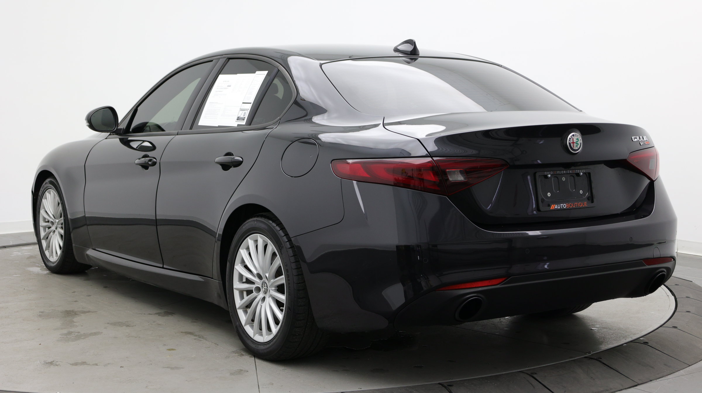Used 2022 Alfa Romeo Giulia Sprint RWD image 5