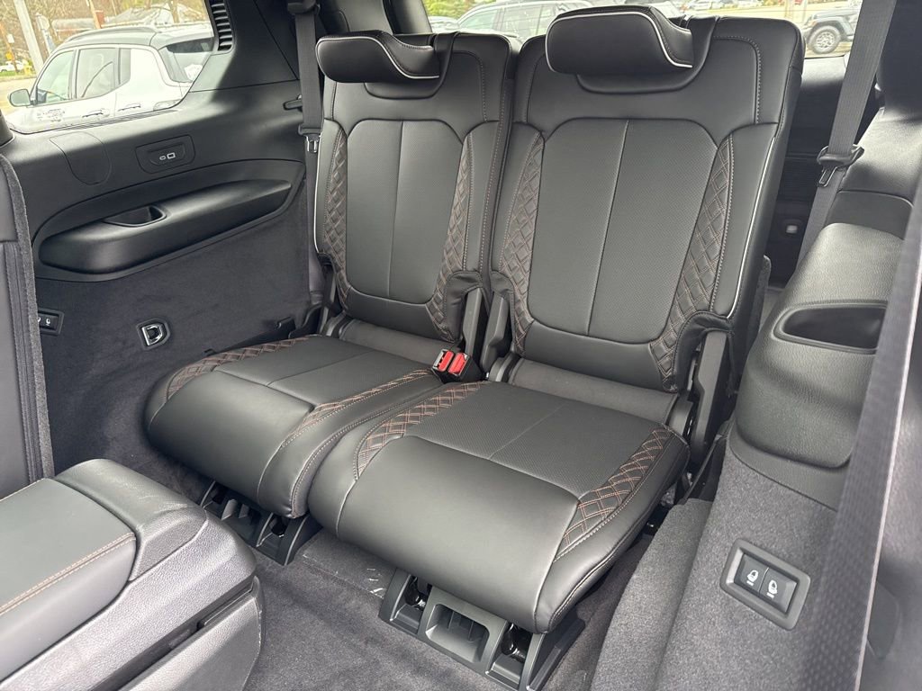 New 2026 Jeep Grand Cherokee L Summit AWD/4WD image 28