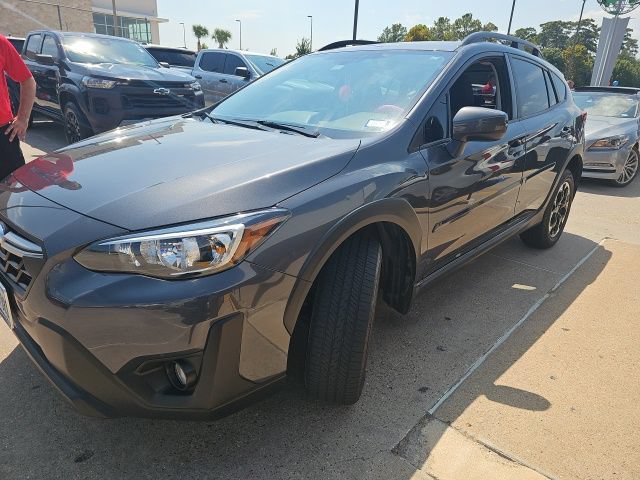 Used 2022 Subaru Crosstrek 2.0i Premium w/ Moonroof Package AWD/4WD image 11