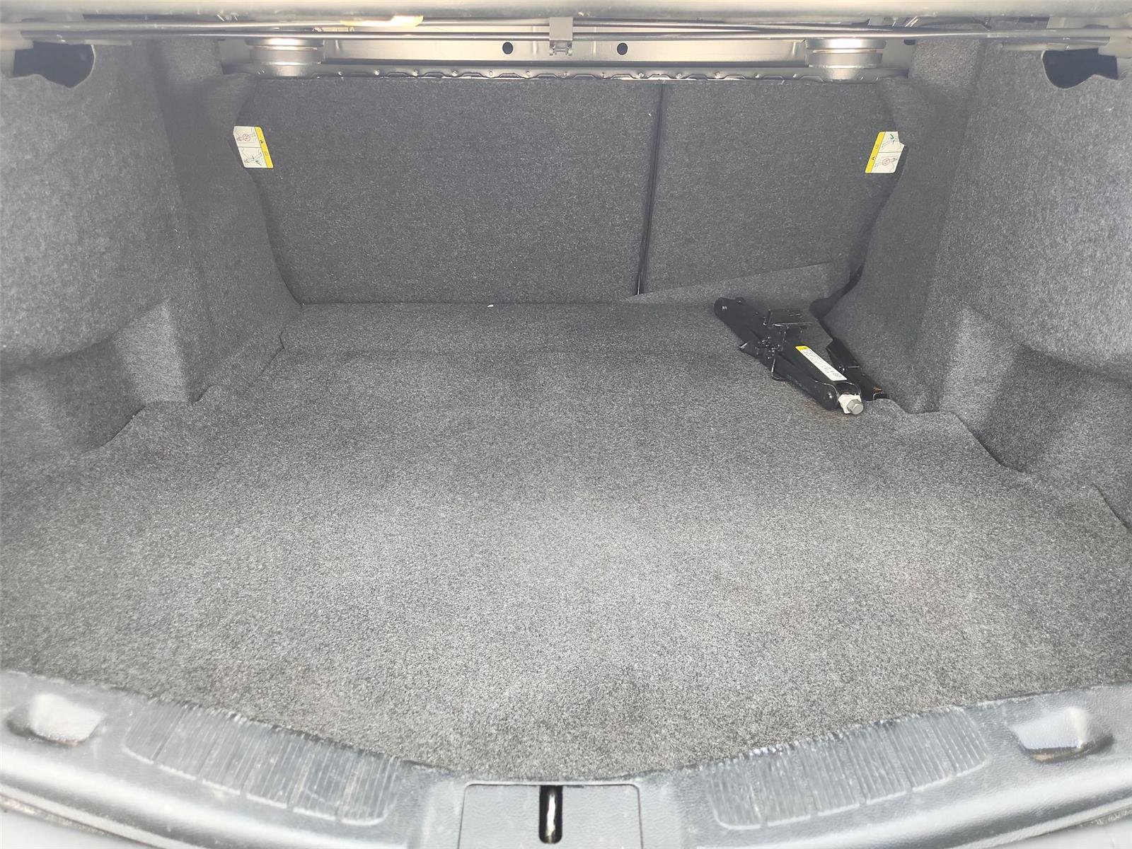 Used 2019 Ford Fusion SEL FWD image 24