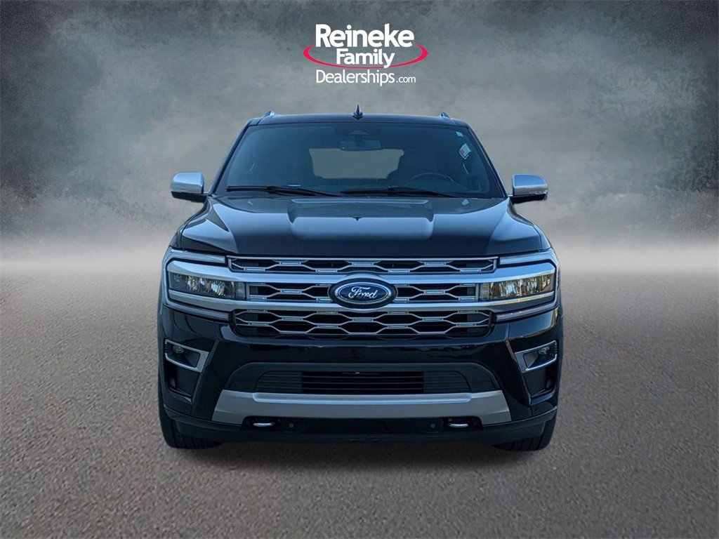 Used 2022 Ford Expedition Platinum image 2
