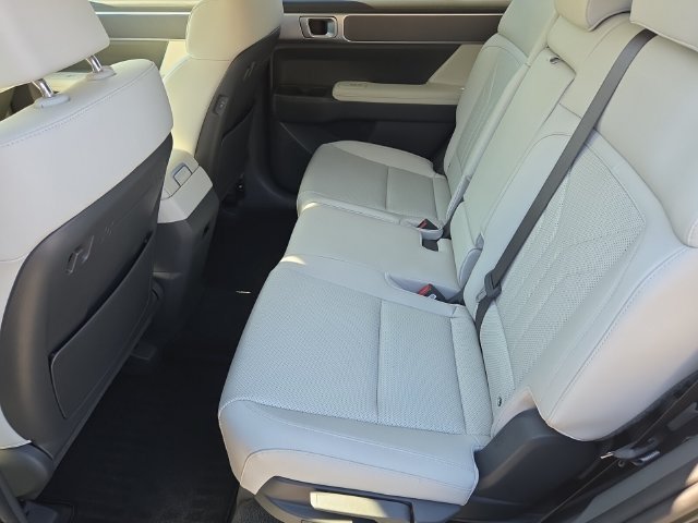 Certified 2026 Hyundai Santa Fe SEL FWD image 12