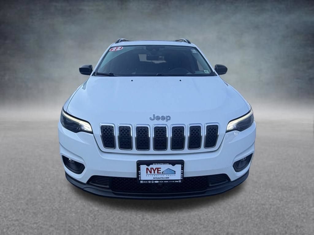 Used 2022 Jeep Cherokee Latitude Lux w/ Sun & Sound Group AWD/4WD image 9