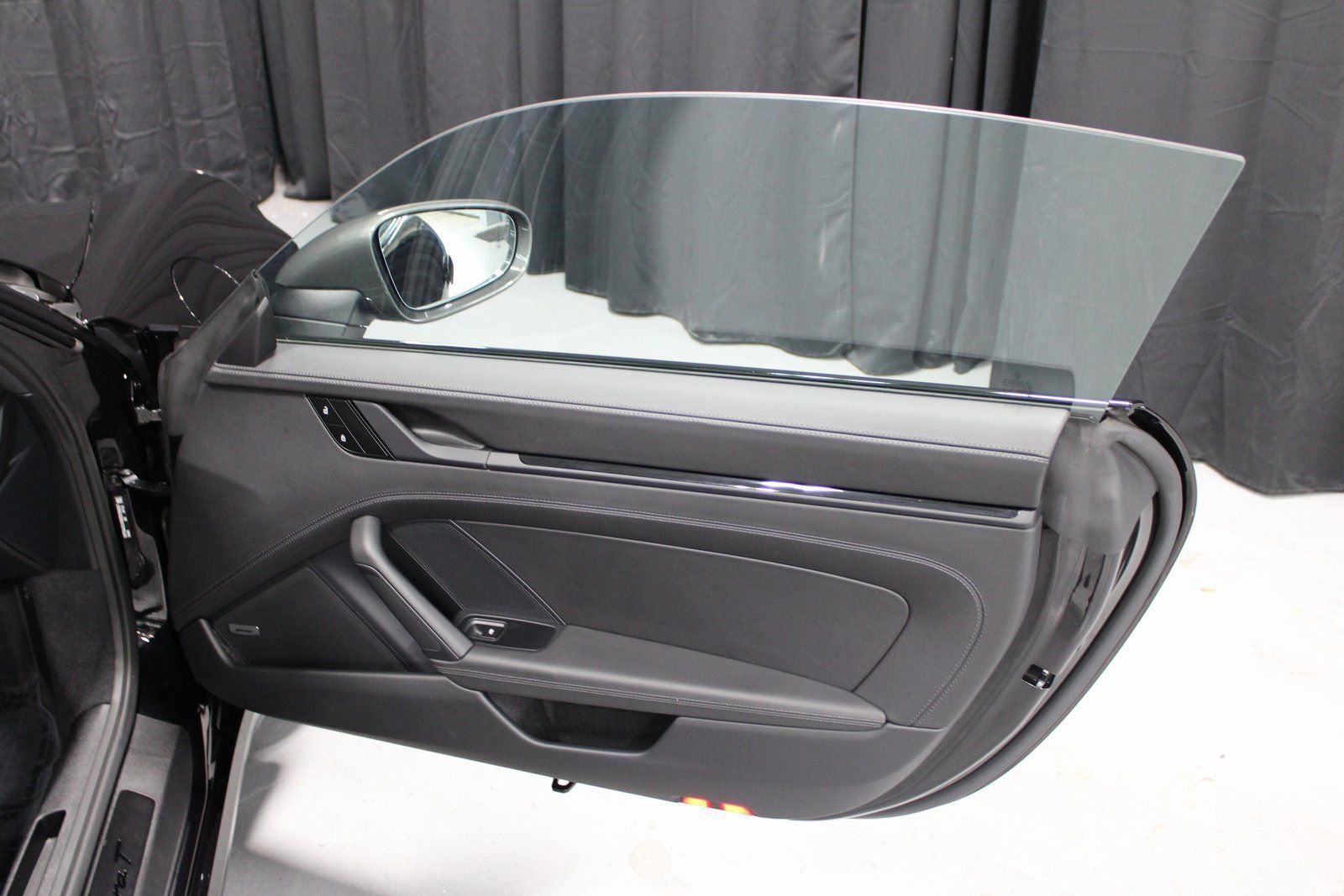 Certified 2024 Porsche 911 Carrera T image 24