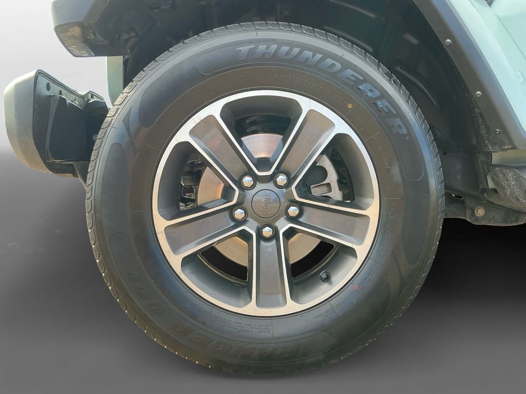 Used 2023 Jeep Wrangler Sahara image 14