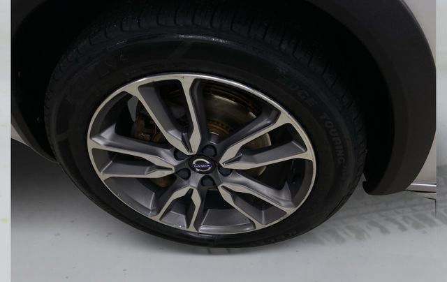 Used 2018 Volvo V60 T5 Cross Country AWD/4WD image 20