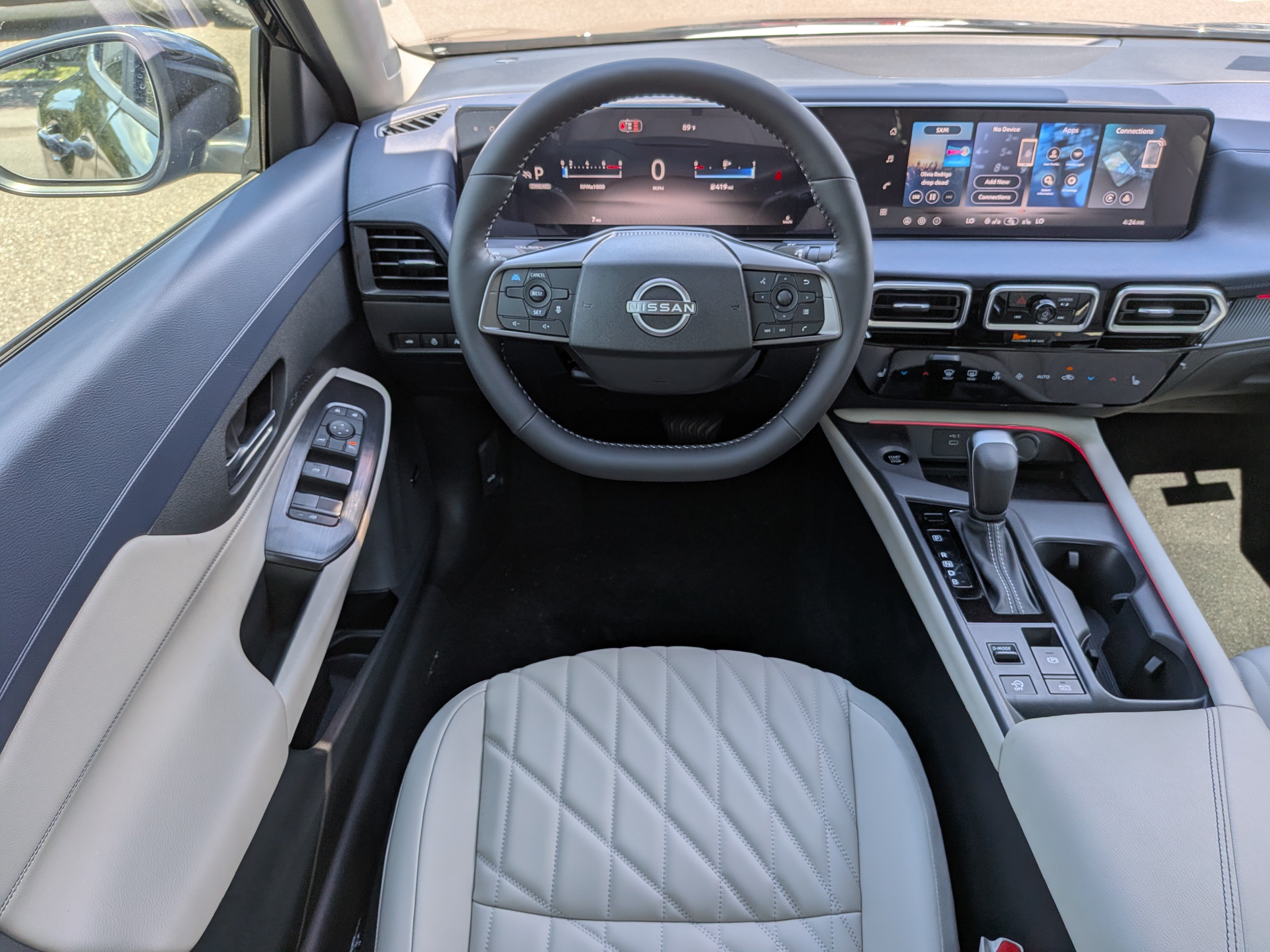 New 2026 Nissan Sentra SL w/ Floor Mat Package FWD image 14
