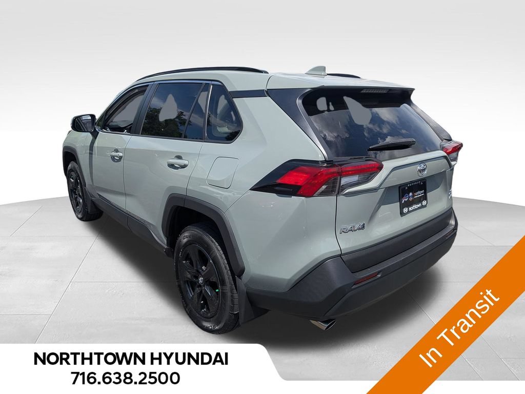 Used 2020 Toyota RAV4 XLE w/ All Weather Liner Package AWD/4WD image 4