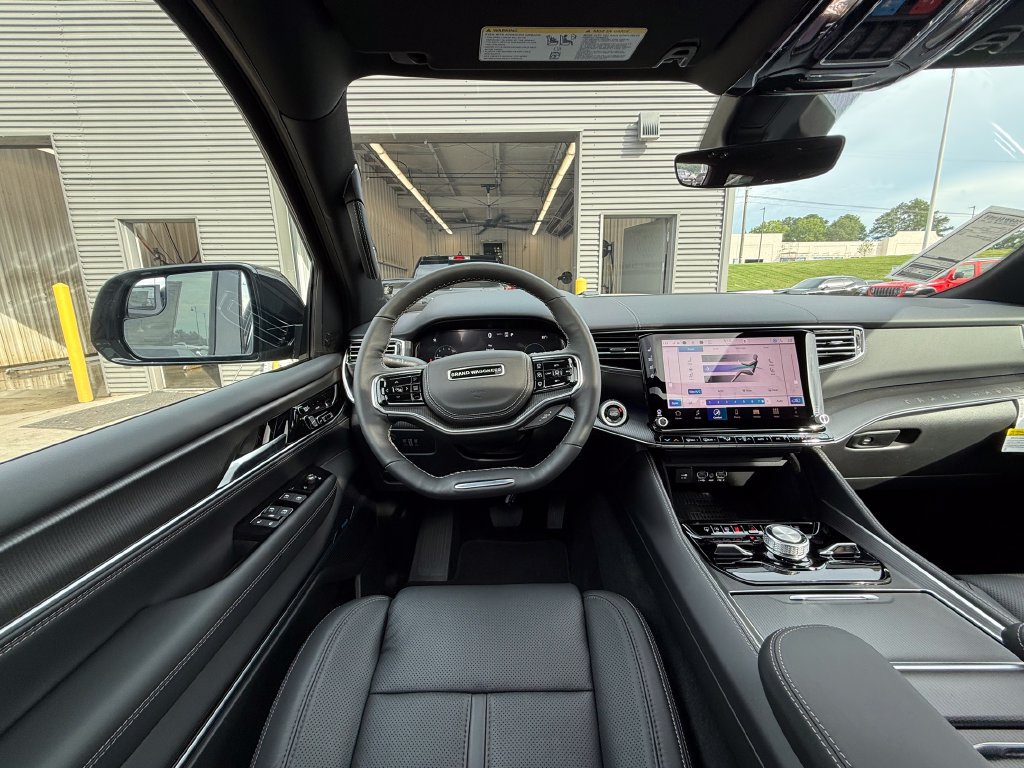 New 2026 Jeep Grand Wagoneer Summit AWD/4WD image 13