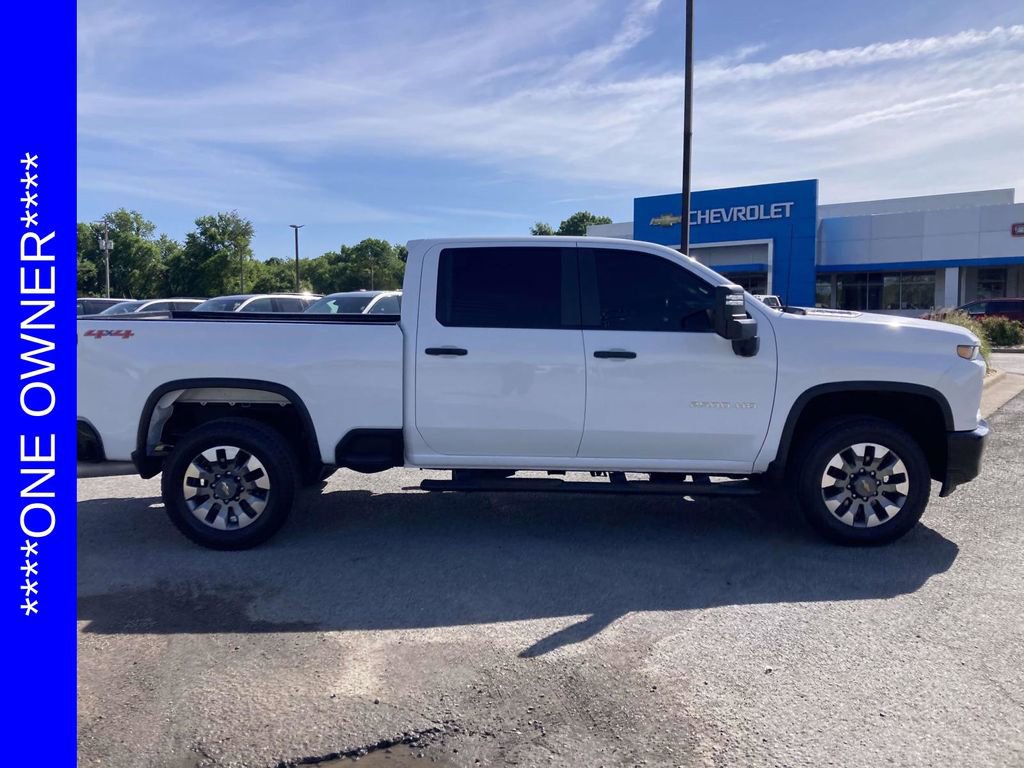 Used 2023 Chevrolet Silverado 2500 Custom w/ Custom Value Package AWD/4WD image 2