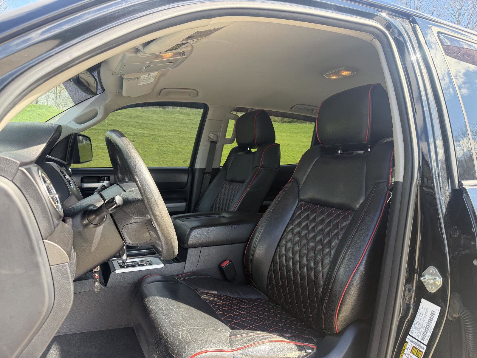 Used 2018 Toyota Tundra SR5 w/ TRD Off Road Package image 16