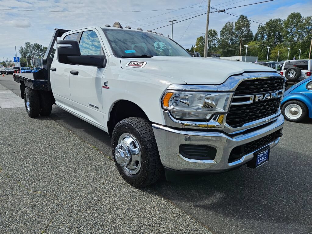 Used 2024 RAM 3500 SLT w/ Quick Order Package 2YG SLT AWD/4WD image 6