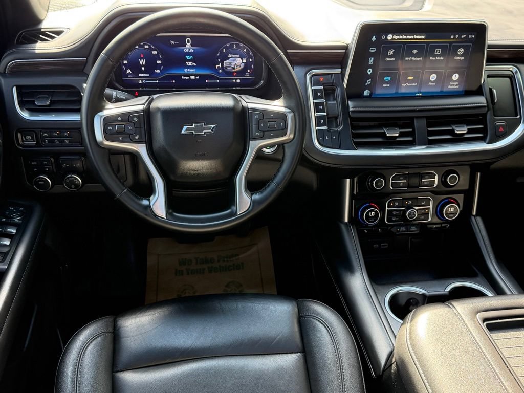 Used 2024 Chevrolet Suburban Z71 w/ Luxury Package AWD/4WD image 16
