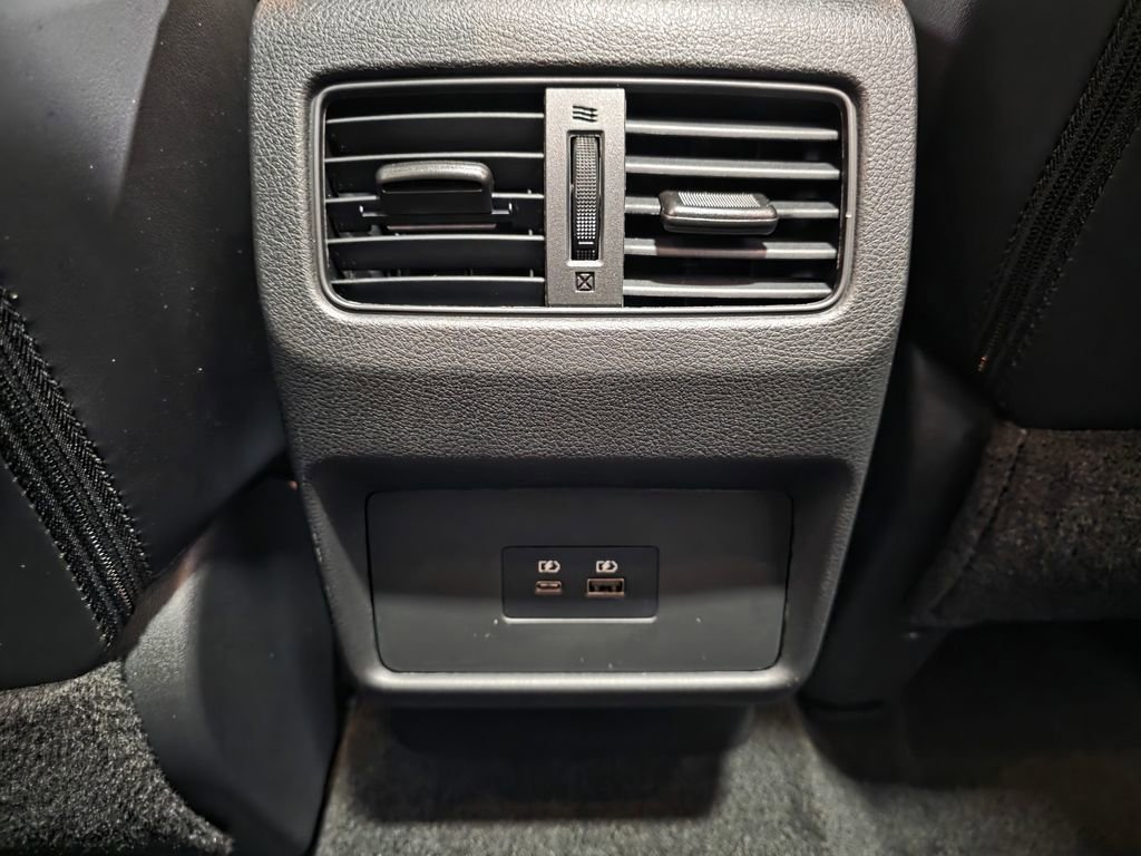 Used 2023 Nissan Rogue SV w/ SV Premium B Package image 20