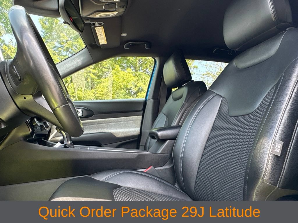 Used 2024 Jeep Compass Latitude AWD/4WD image 13