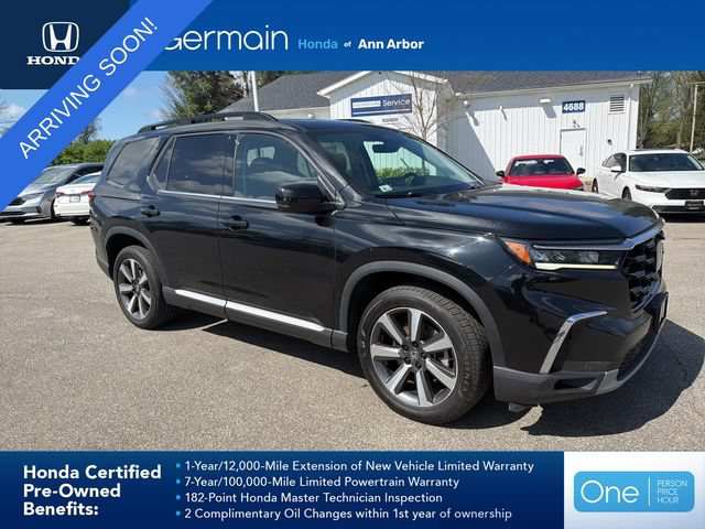 Used 2023 Honda Pilot Touring image 1